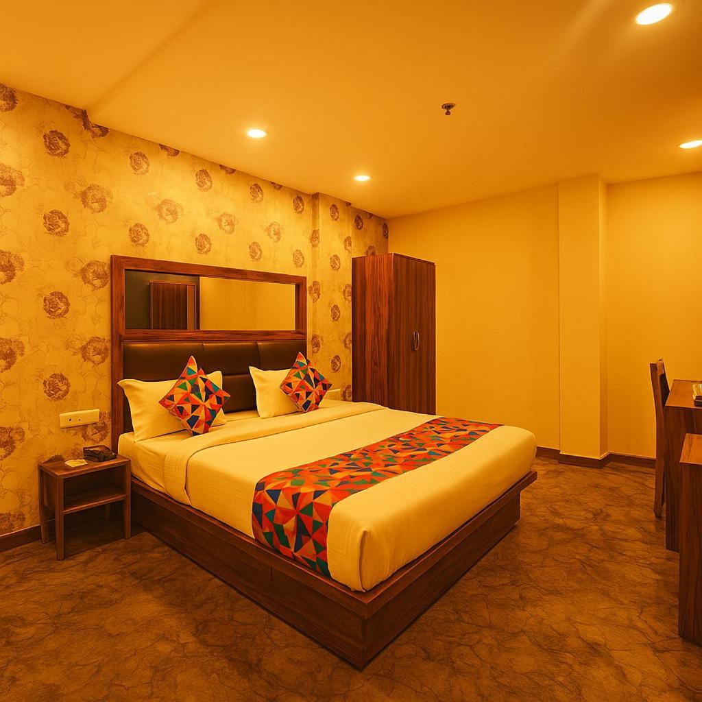 Fabhotel Mona Continental - Nr Laxmi Nagar It Hub New Delhi Exteriör bild